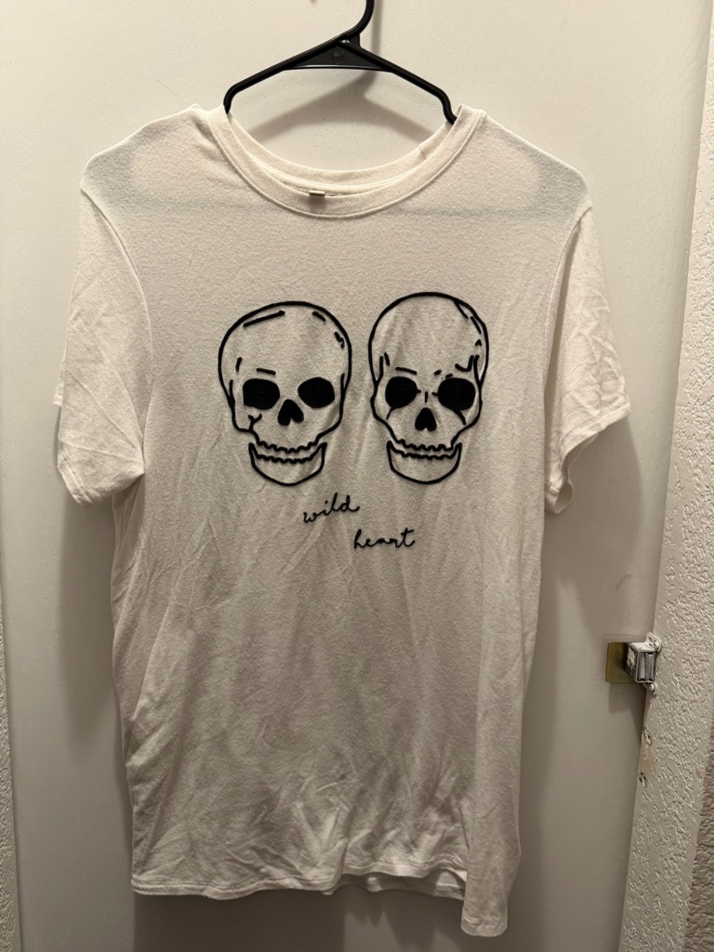 Express Wild Heart Embroidered Tshirt